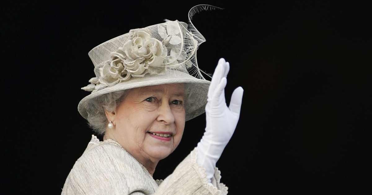 Queen Elizabeth Left Two Sealed Letters on Deathbed Celebrac